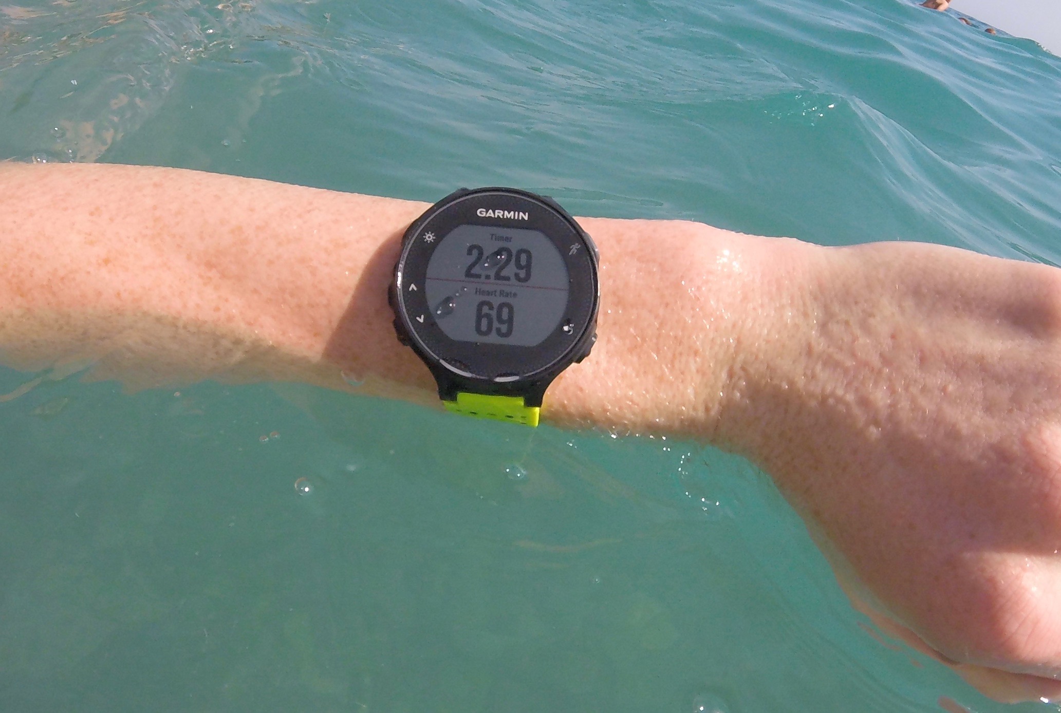 parfume film løgner Can Garmin Forerunner 35 Be Used For Swimming? - Watch Reflect
