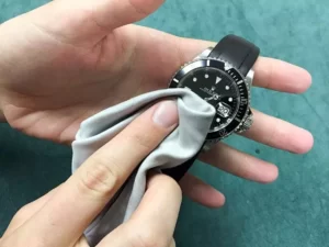 Clean  your Watch