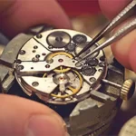 Do Mechanical Watches Need Batteries?